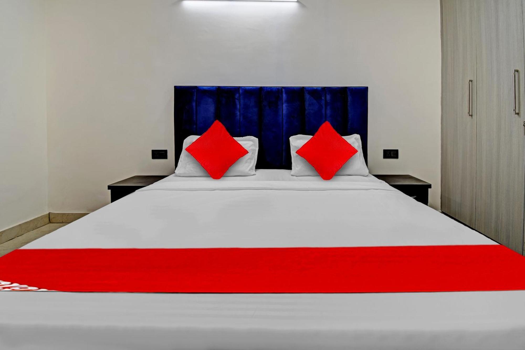Hotel O Sai Kripa Stay New Delhi Bagian luar foto